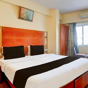 Super Townhouse Fateh Sagar Formerly Vatika Inn